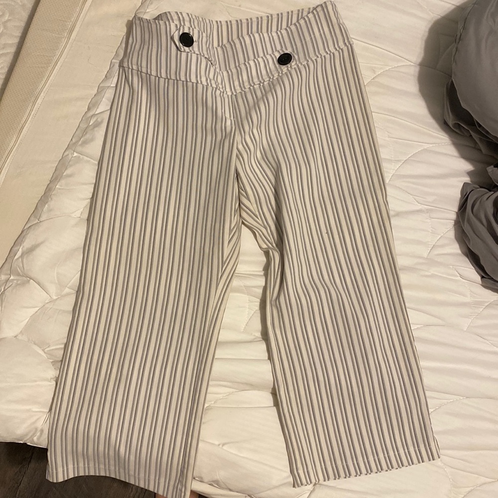 valia dress capris size 9